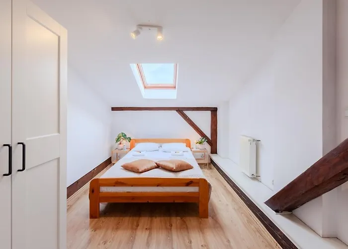 Quiet Loft Michalowskiego Street